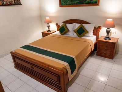 Hotel Flamboyan standard bedroom